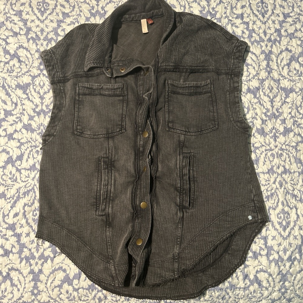 Pilcro vest size small